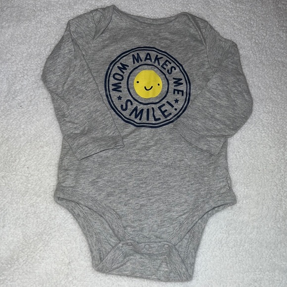 ✨4 FOR $15✨ SMILEY BODYSUIT - Picture 1 of 2